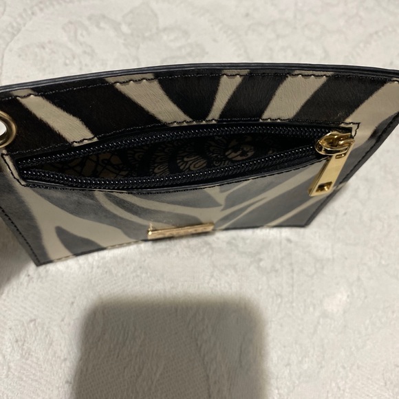 Carlos by Carlos Santana Faux Leather Wristlet - Picture 4 of 8